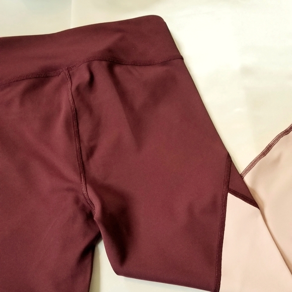 💞 Women's "LIVE, LOVE, DREAM" Workout Pants - Picture 2 of 10